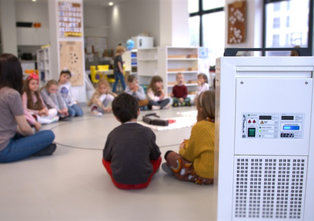 Montessori_Rzeszow_v4.00_01_01_37.Still013.jpg